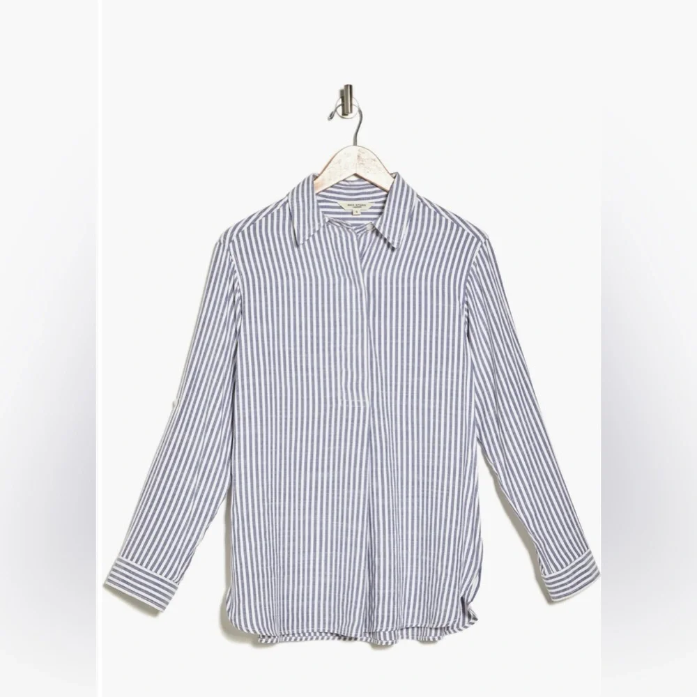 NWOT Max Studio classic white blouse. Size XL - Picture 2 of 3